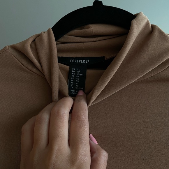 Turtle Neck Brown Top - Picture 2 of 2